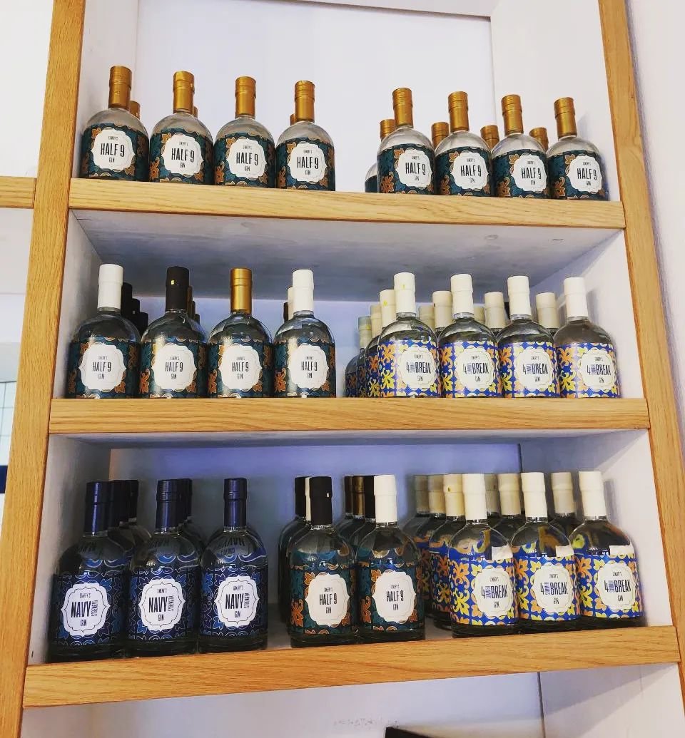 We have new Gins in Stock! Try now our Ginery's 4 Summer Break or our Ginery's Navy Strength Gin!
#gin #austria #ginery #ginerysgin #navystrength